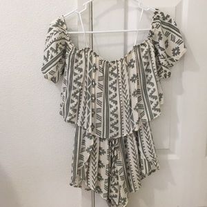 Off shoulder romper shorts